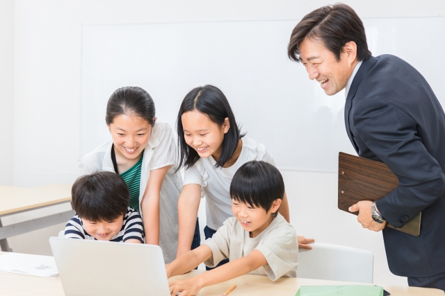 【2025年最新版】小学生に人気の習い事まとめ|費用比較とおすすめ教室