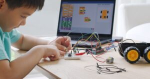 ロボット教室にかかる費用は?初期費用から月謝、年間費まで徹底解説
