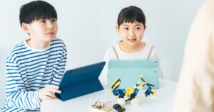 プログラミング教育の効果とは？子どもが学ぶ意味と身につく4つの力を解説
